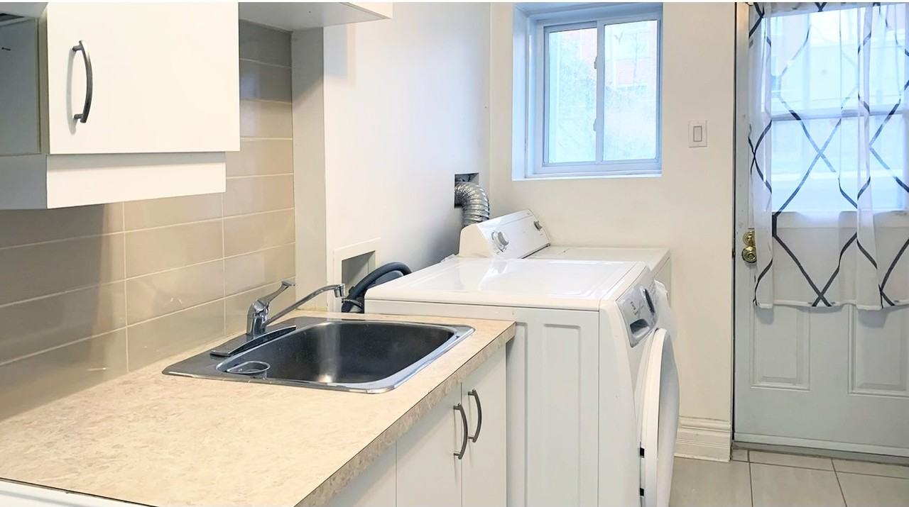 7091 Avenue Papineau - Photo 2 of 10