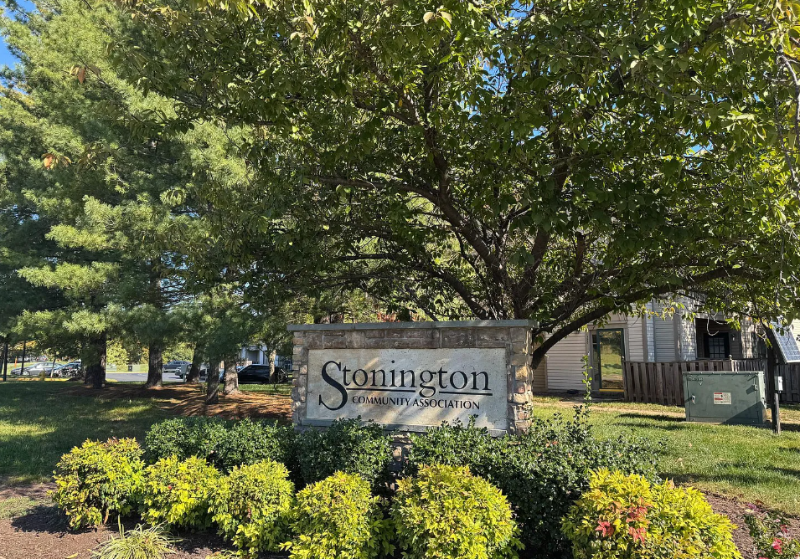 7555 Belle Grae Dr - Photo 2 of 23