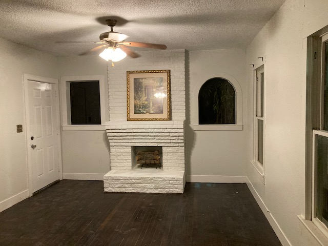 1029 Marion Ave - Photo 2 of 7