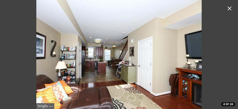646 Tivoli Rd - Photo 3 of 20