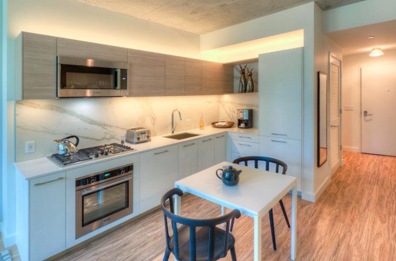 122 W Couch Pl - Photo 4 of 11