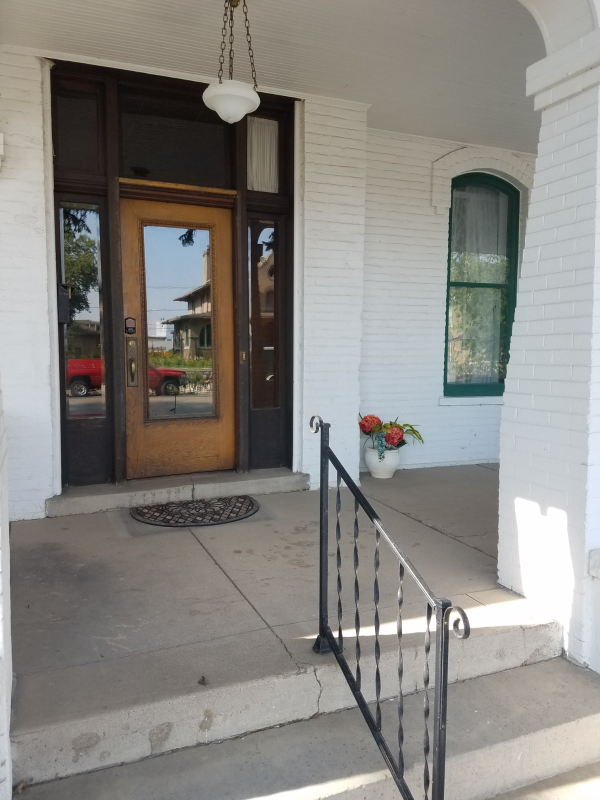 714 E 17th St #3 - Photo 2 of 18