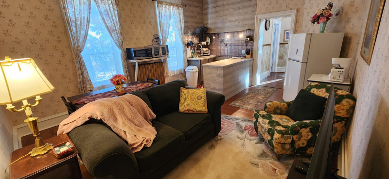 714 E 17th St #3 - Photo 5 of 18