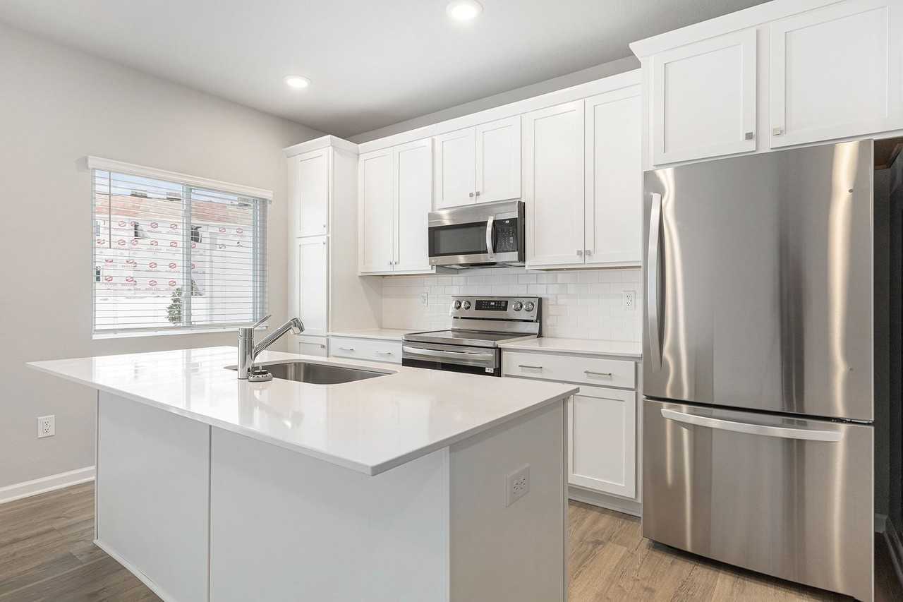 1307 Timber Hollow Ct - Photo 2 of 21