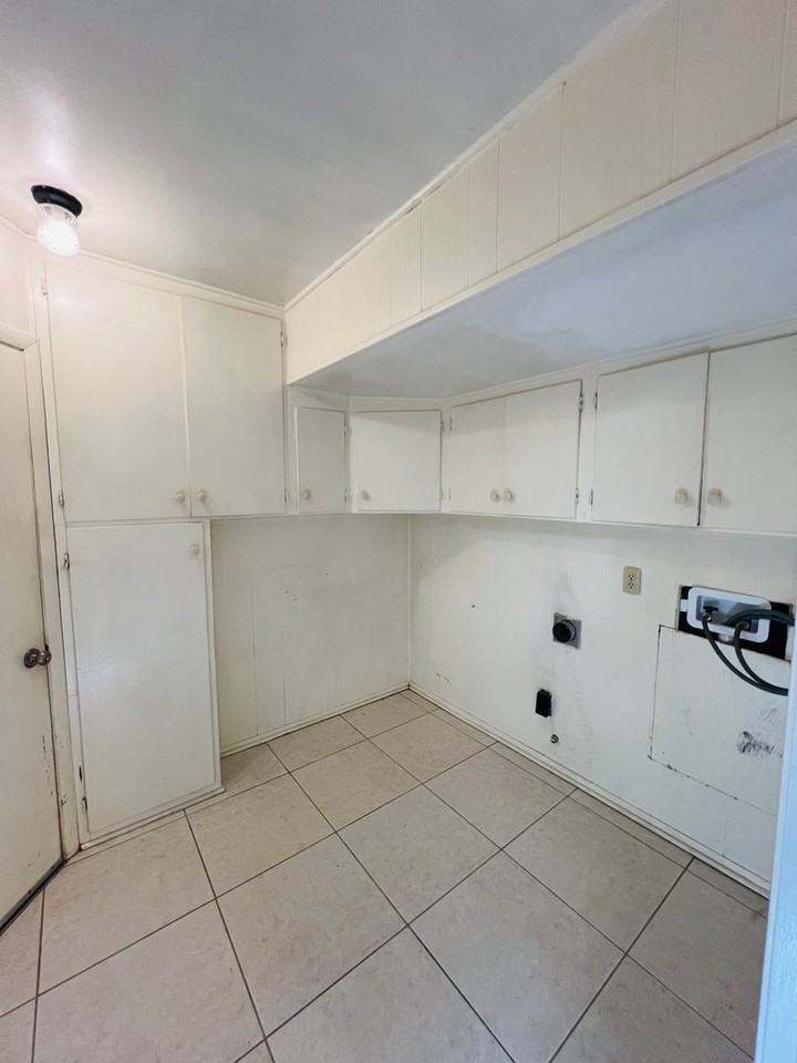 402 Myrtle Ln - Photo 7 of 19