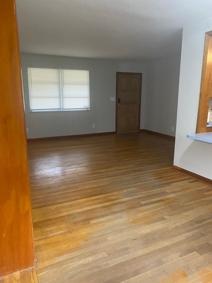 2328 Caladium Rd - Photo 2 of 15