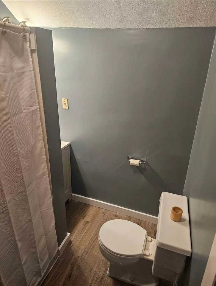 722 N 11th St #B1 - Photo 6 of 9