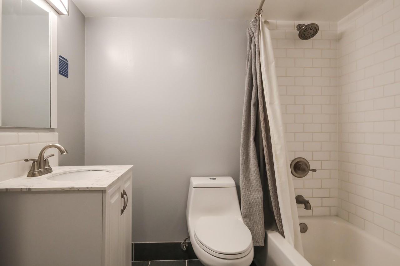 7441 Vanalden Avenue #NA - Photo 5 of 20