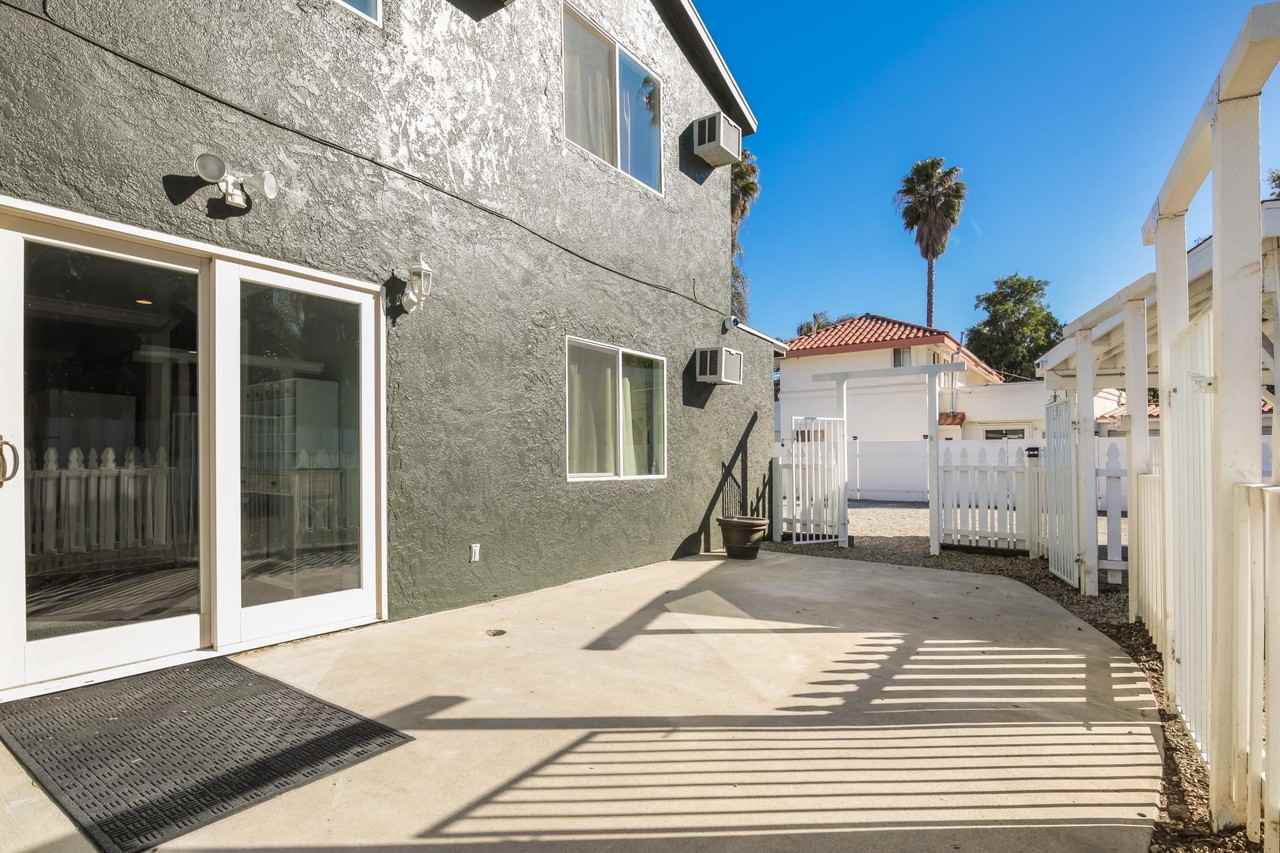 7441 Vanalden Avenue #NA - Photo 7 of 20