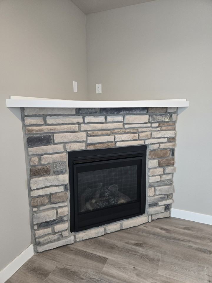 402 Elizabeth Ln #NA - Photo 4 of 14