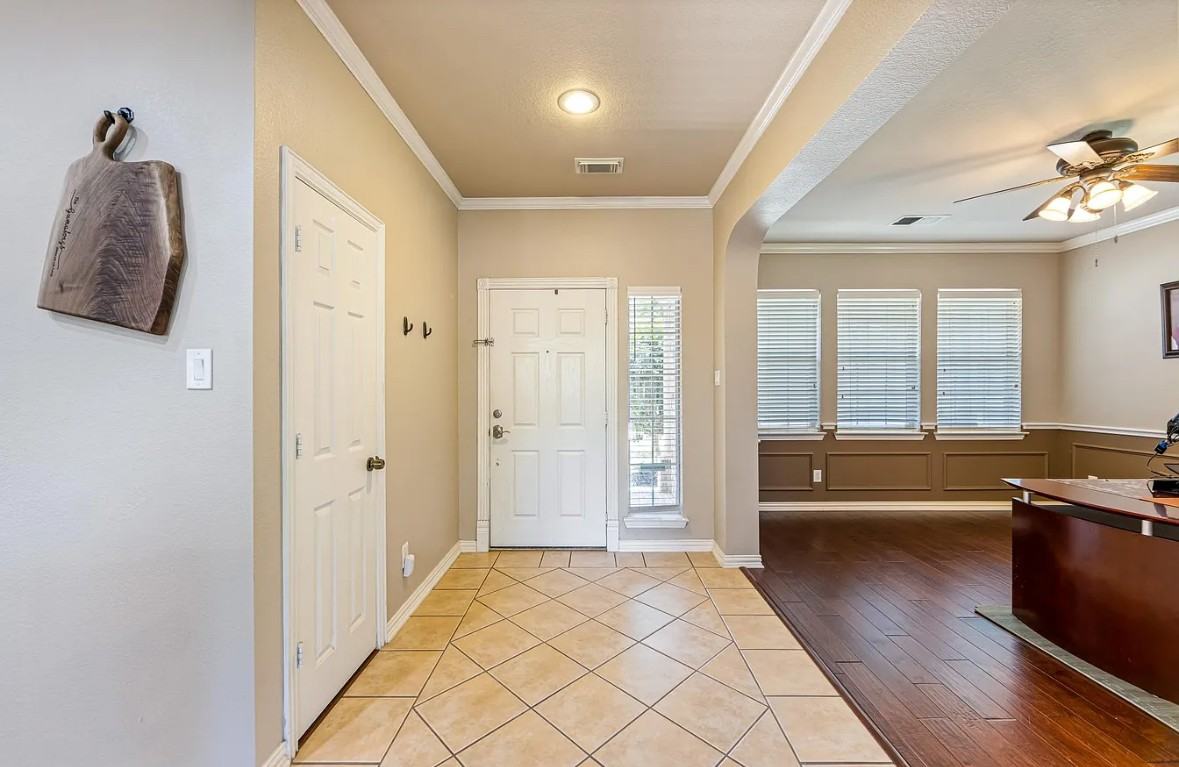 4313 Wyndham Dr #NA - Photo 2 of 18