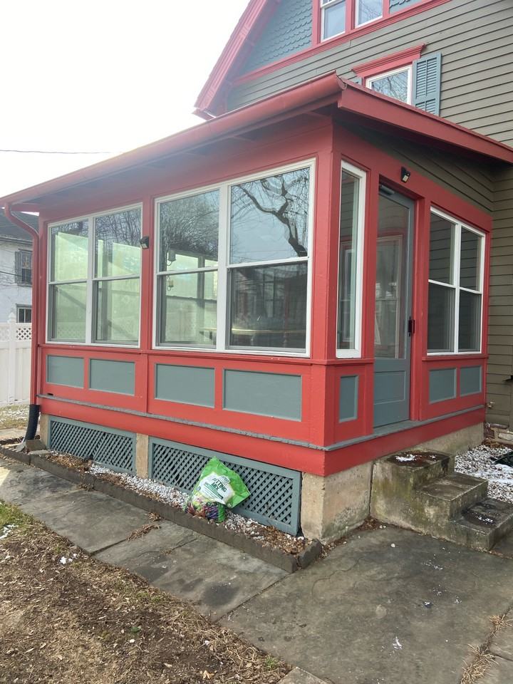 305 N Front St #NA - Photo 3 of 36