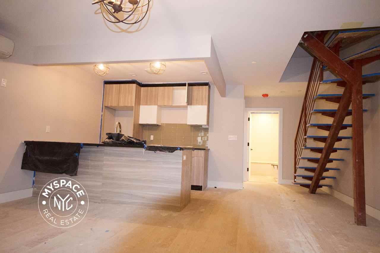 1929 Putnam Ave #2L - Photo 2 of 25