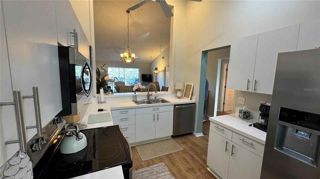 8735 Olde Hickory Avenue #8306 - Photo 7 of 28