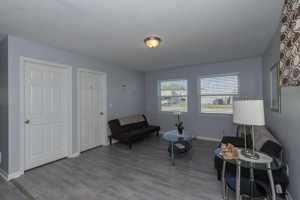 featured image of Askew Avenue