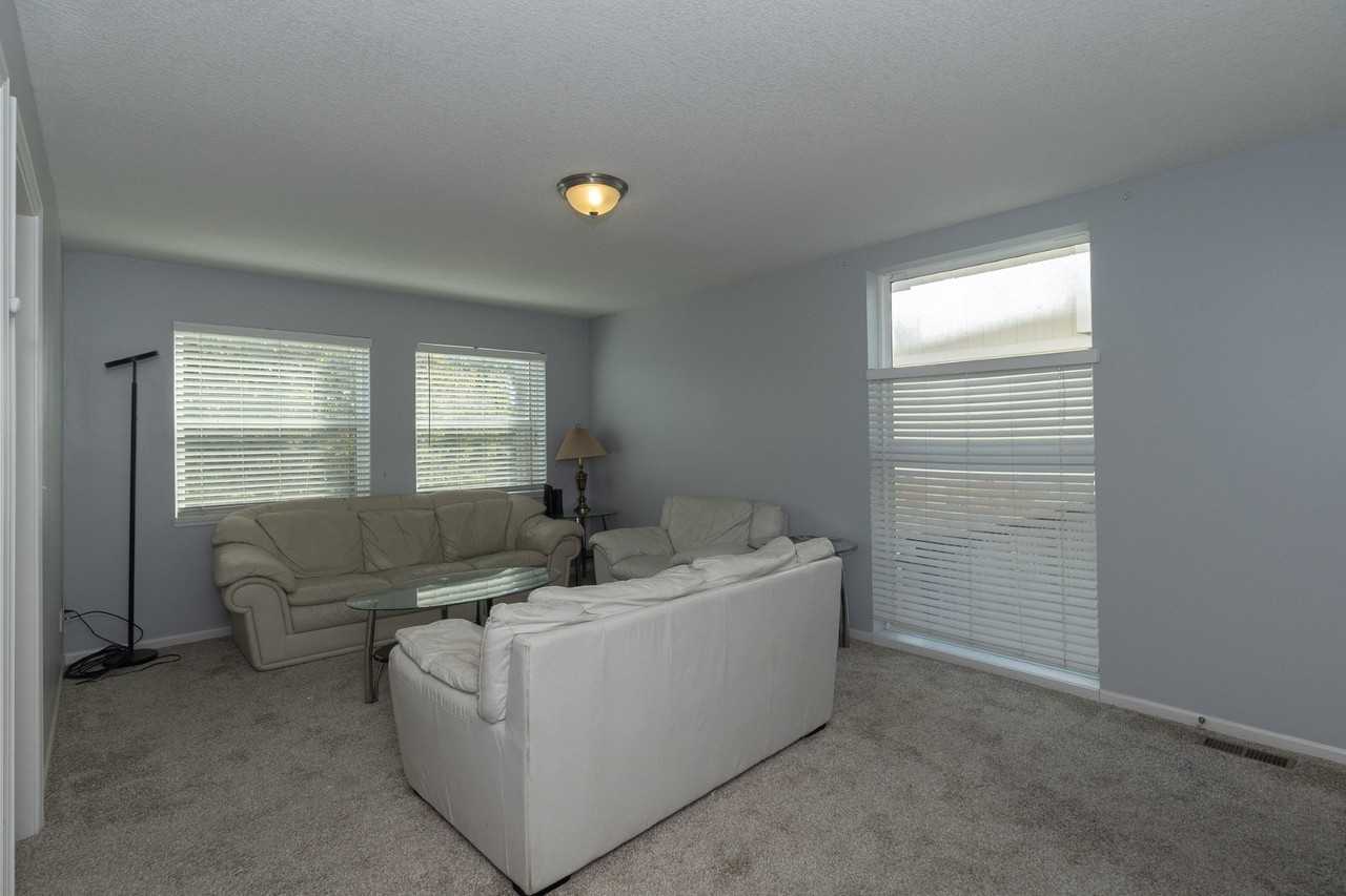 Askew Ave - Photo 5 of 8