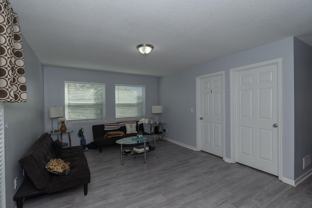 Askew Avenue - Photo 1 of 1