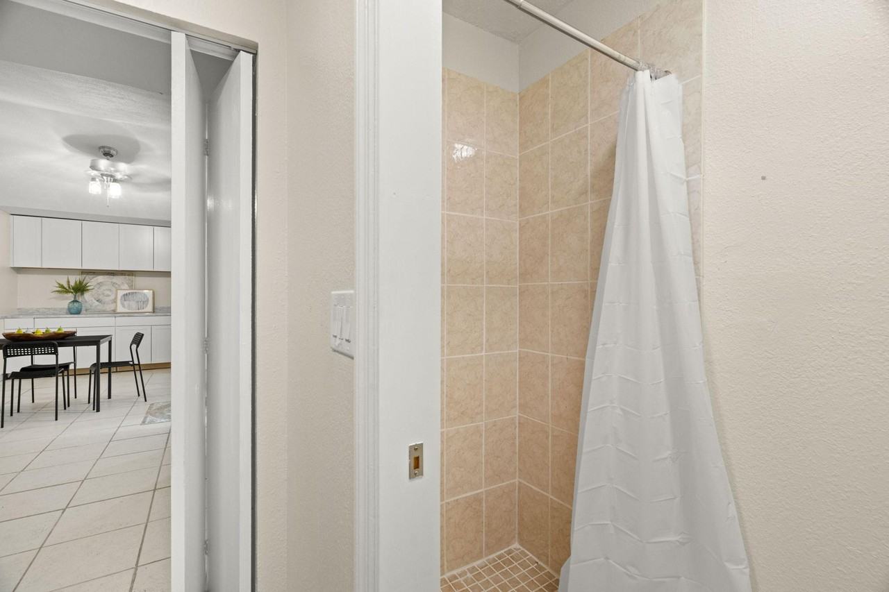 S Levis Ave - Photo 6 of 15