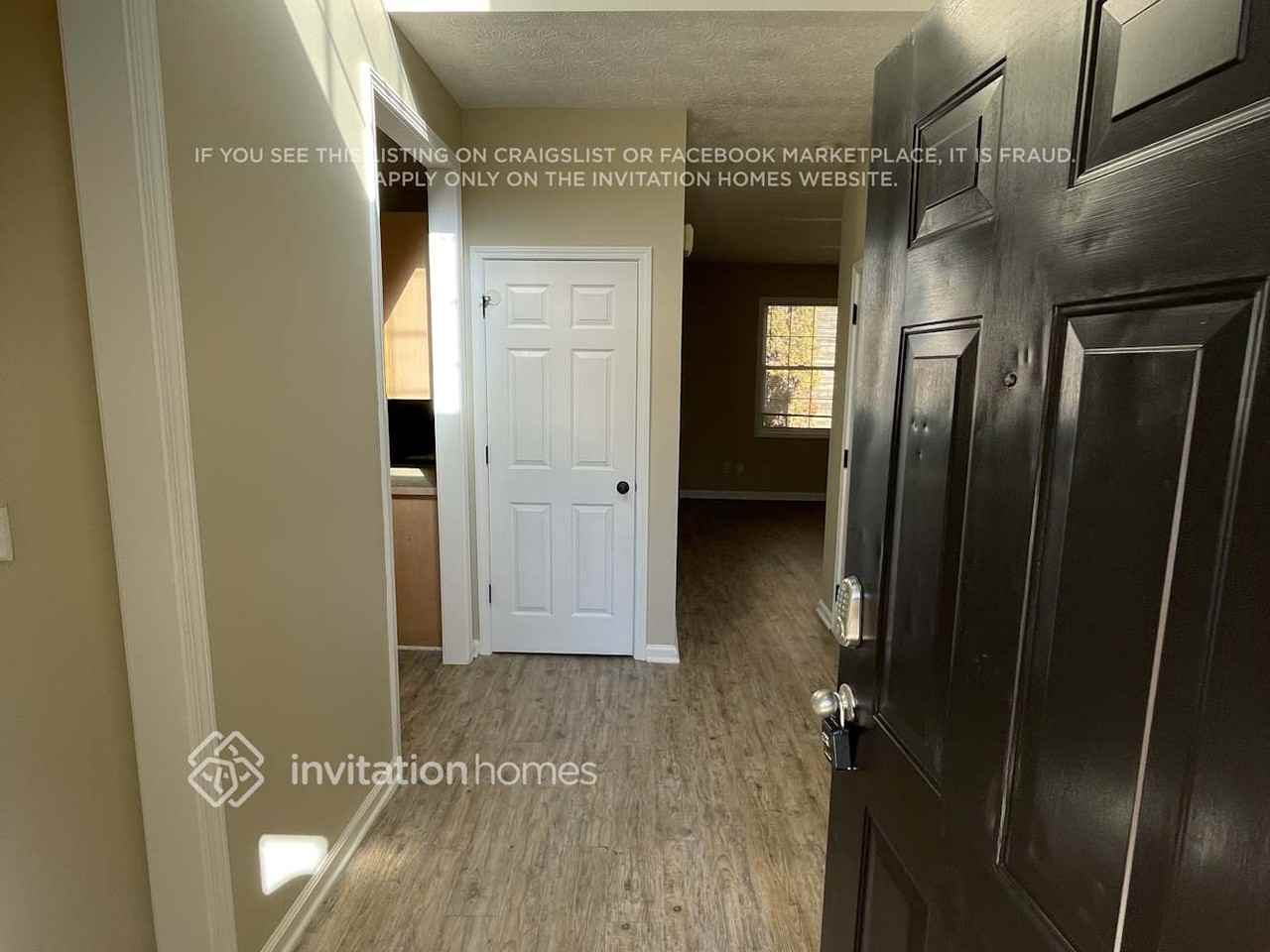 210 Diamond Valley Pass - Photo 2 of 17