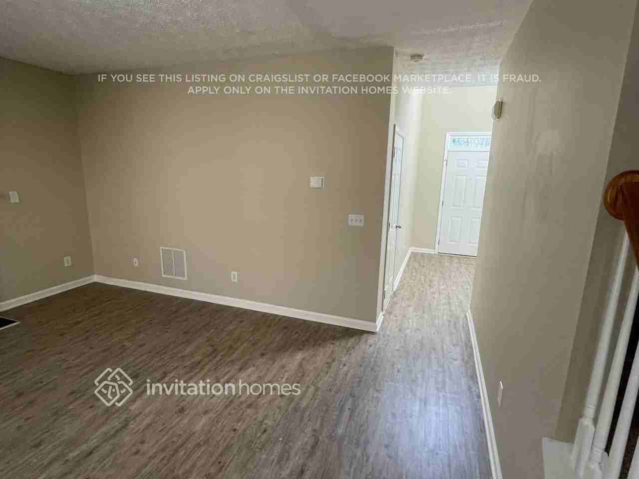 210 Diamond Valley Pass - Photo 3 of 17