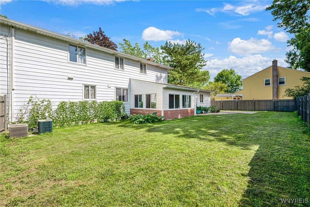 71 Chaumont Dr - Photo 7 of 43