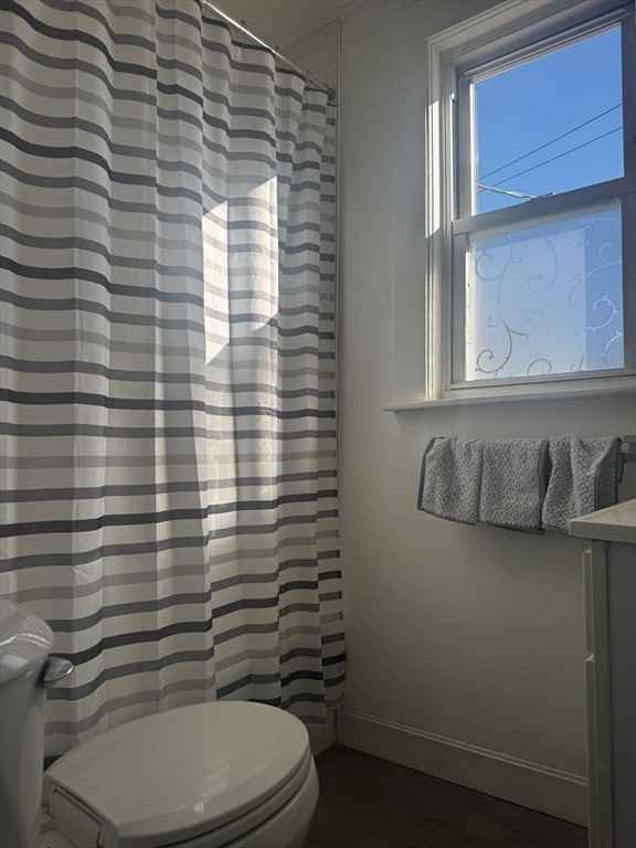 68 Beach Rd ##2a - Photo 4 of 11