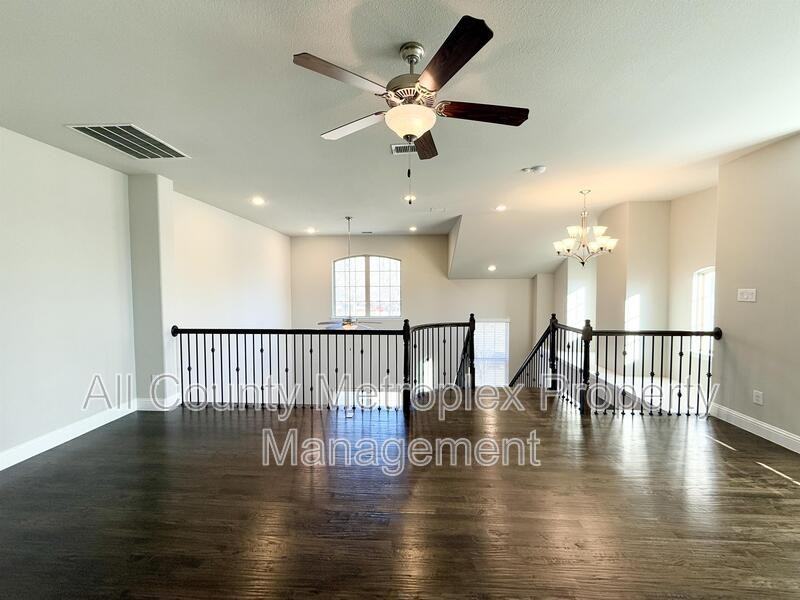 950 Dartford Dr - Photo 7 of 10