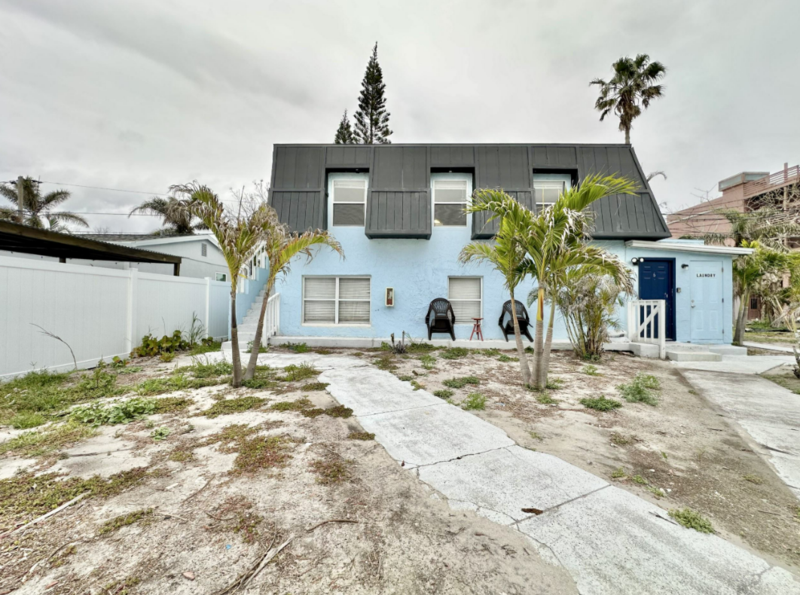 14125 Palm St - Photo 7 of 38