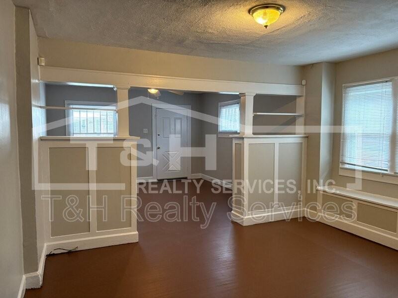 4218 Carrollton Ave - Photo 5 of 25