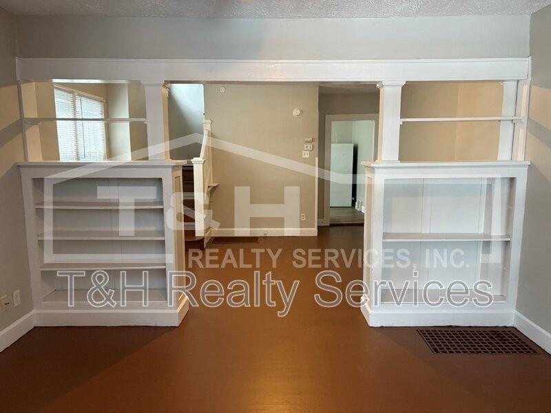 4218 Carrollton Ave - Photo 6 of 25