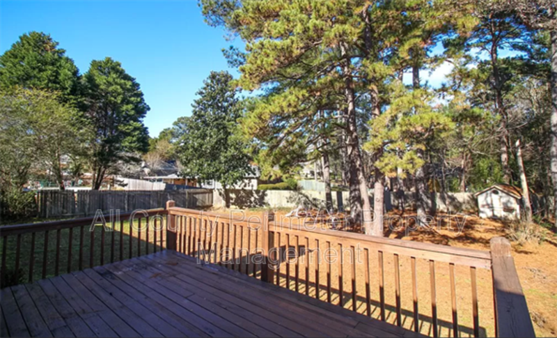 6328 Independence Dr - Photo 2 of 12