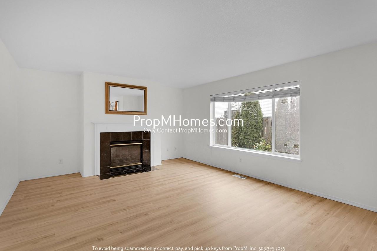 6582 Nw Connery Ter - Photo 3 of 24