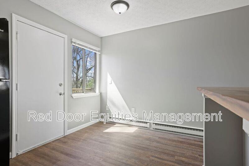 250 Angle St #2D - Photo 4 of 25