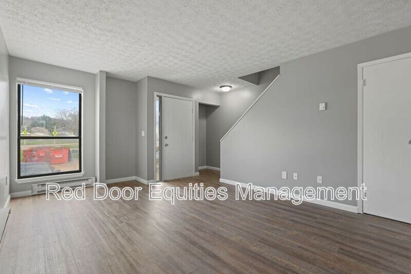 250 Angle St #2D - Photo 7 of 25