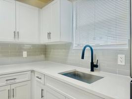 featured image of 1545 Nw 8th Ave