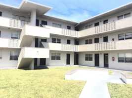 featured image of 1545 Nw 8th Ave