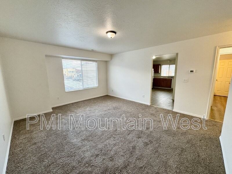 49 Sw B3 #B3 - Photo 7 of 17