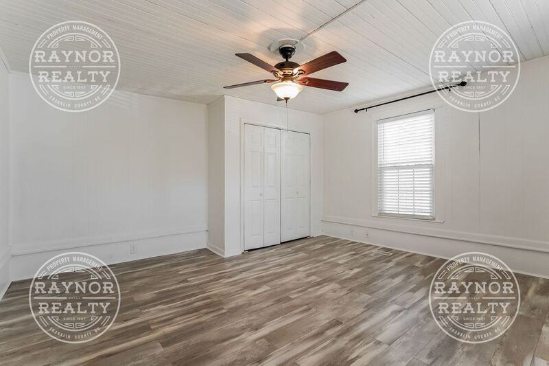 122 W Persimmon St - Photo 7 of 17