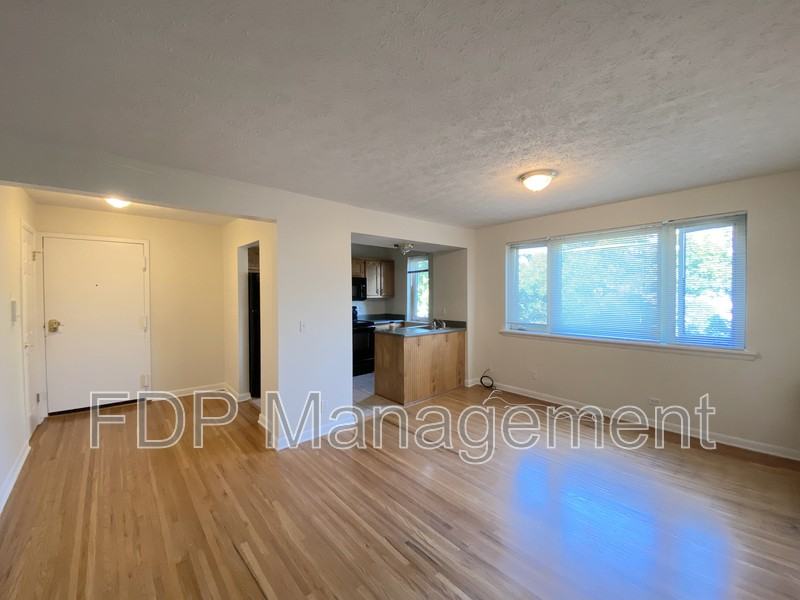 610 East Ave #8 - Photo 5 of 10