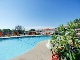 featured image of 6024 N Jefferson St