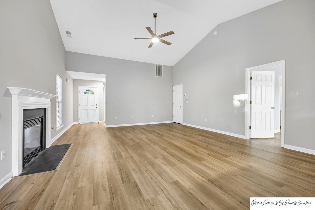 94 Currant Ln - Photo 6 of 26