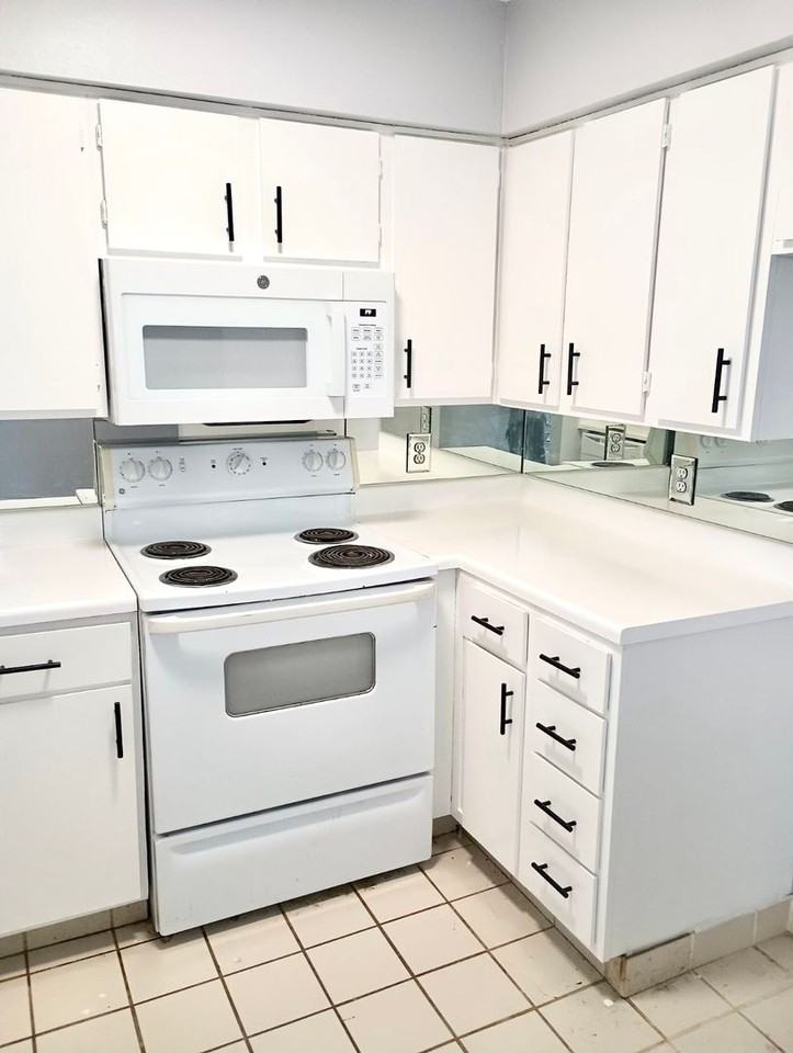 3910 McDuffie - Photo 3 of 24