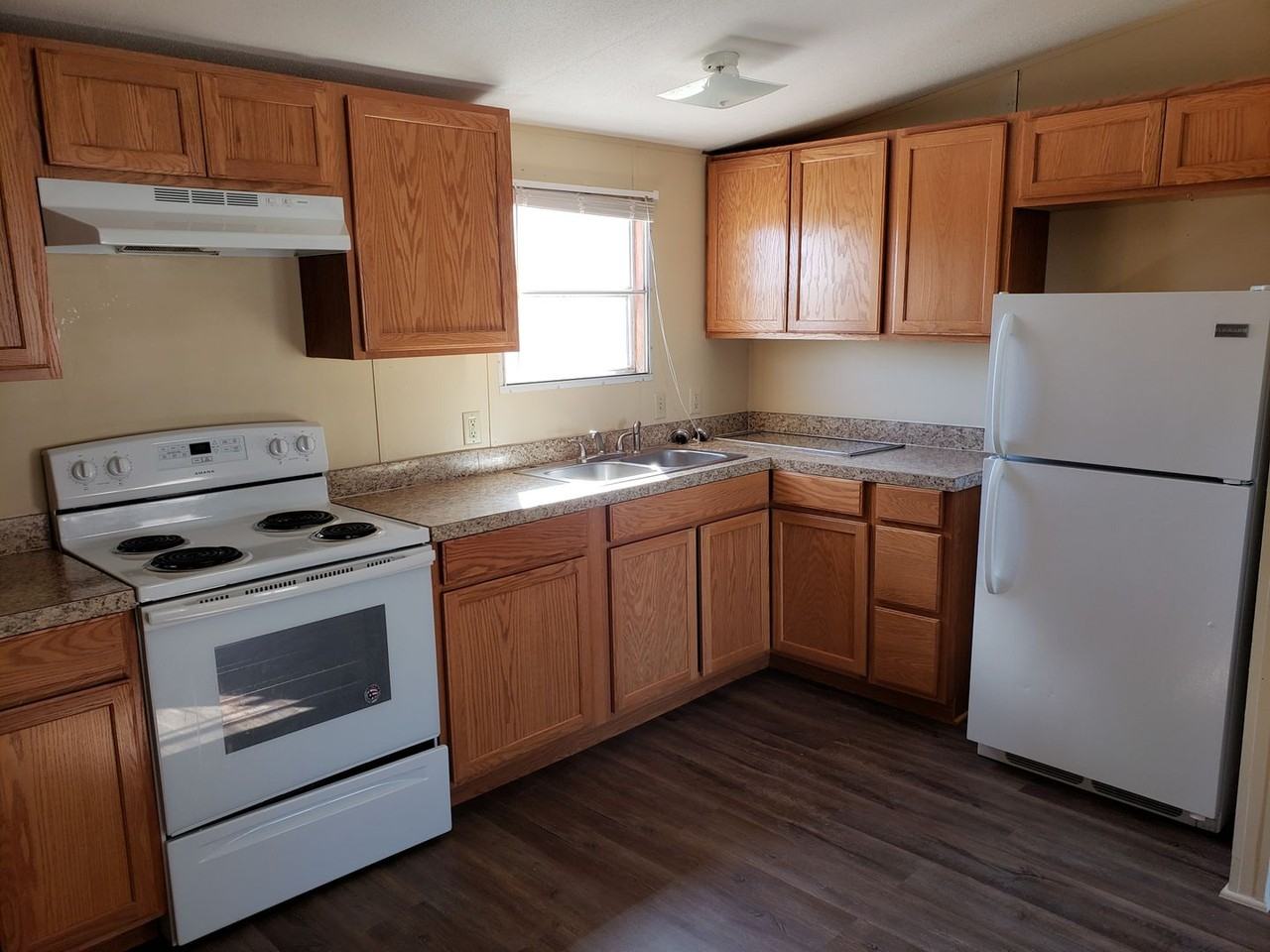 1517 Arizona Dr - Photo 6 of 9