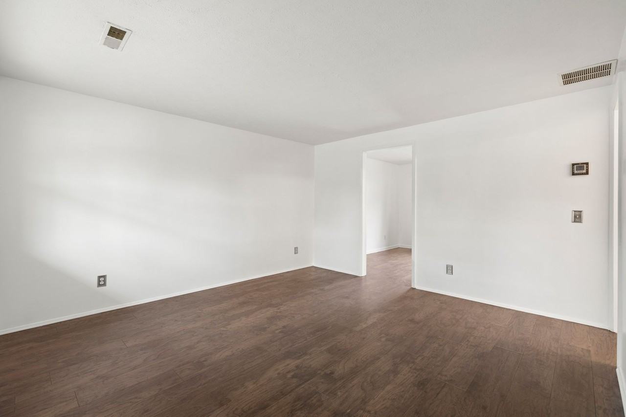 88 Shiloh Rd - Photo 3 of 18