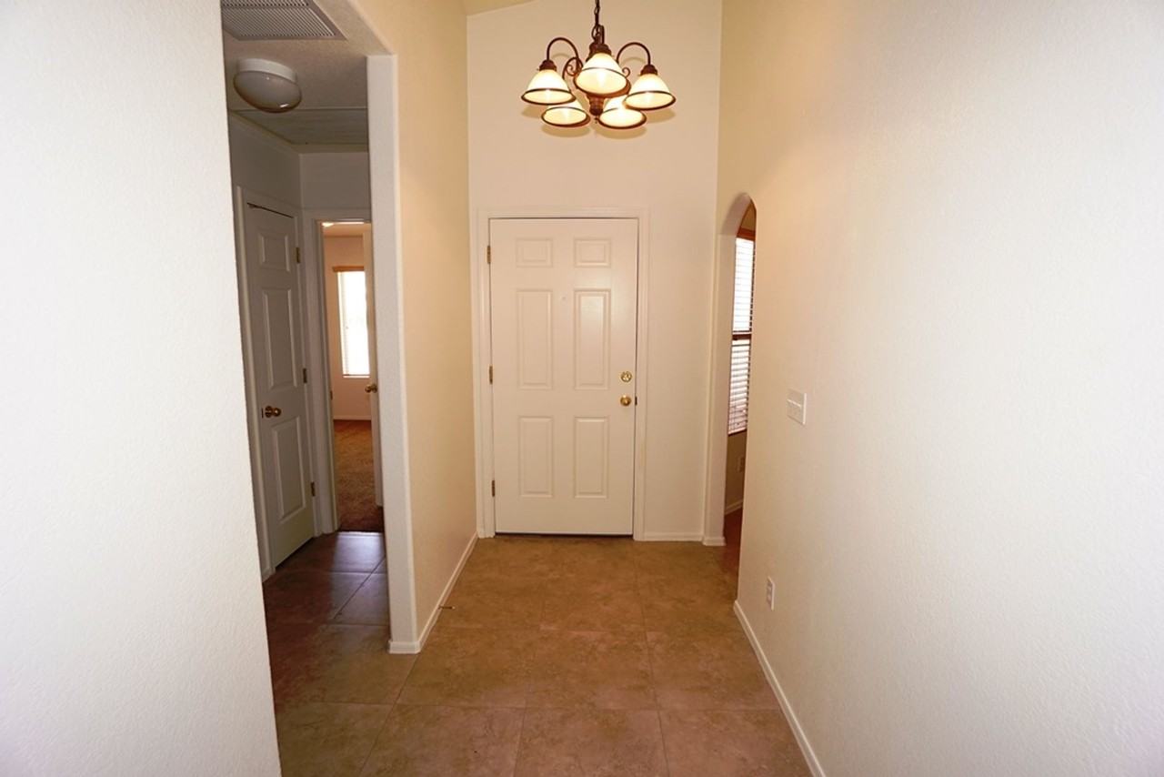 580 S Slate Mountain Dr - Photo 3 of 24