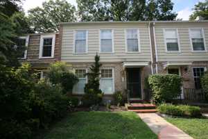 featured image of 1724 Dana St