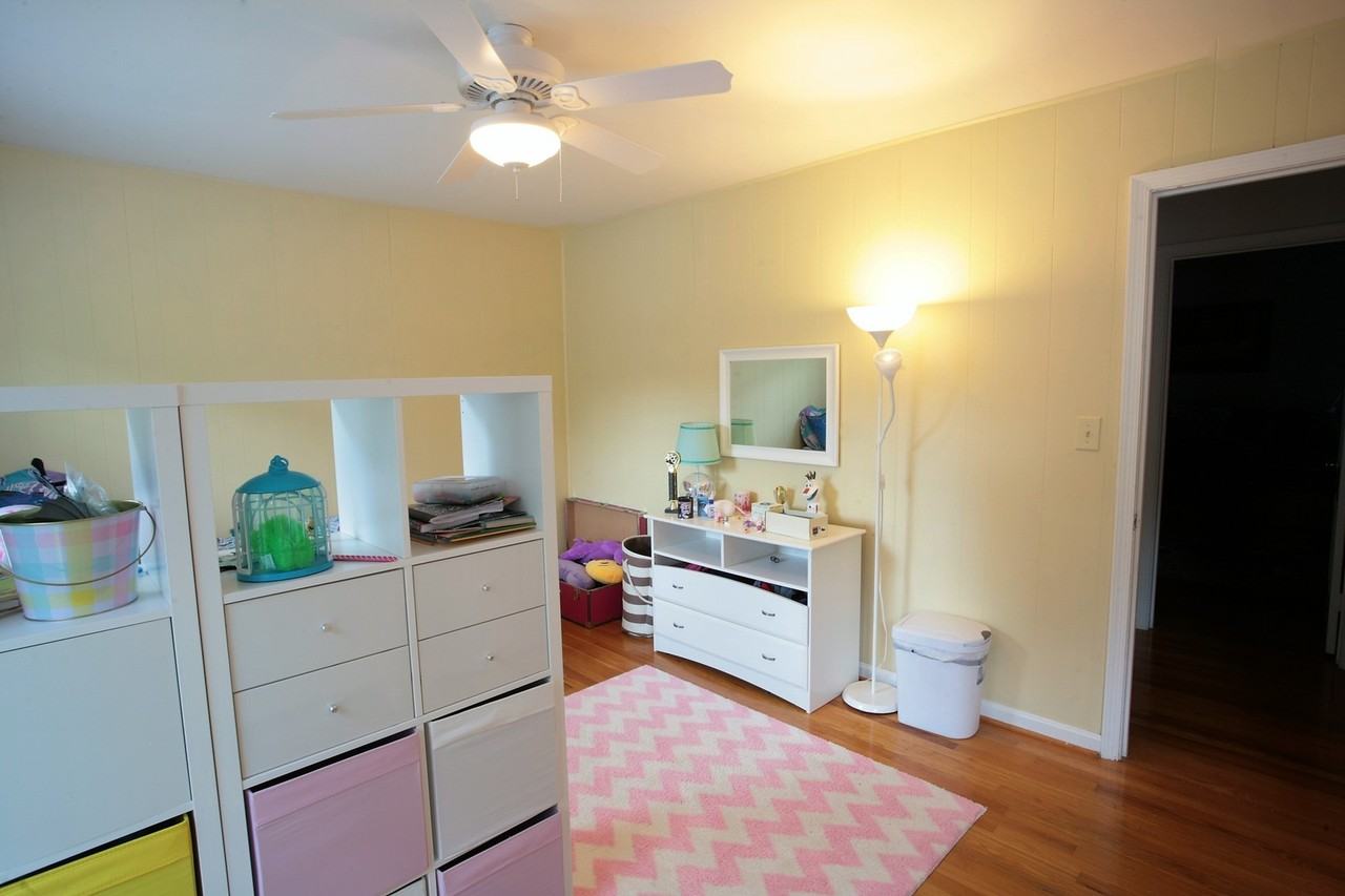 1724 Dana St - Photo 6 of 24