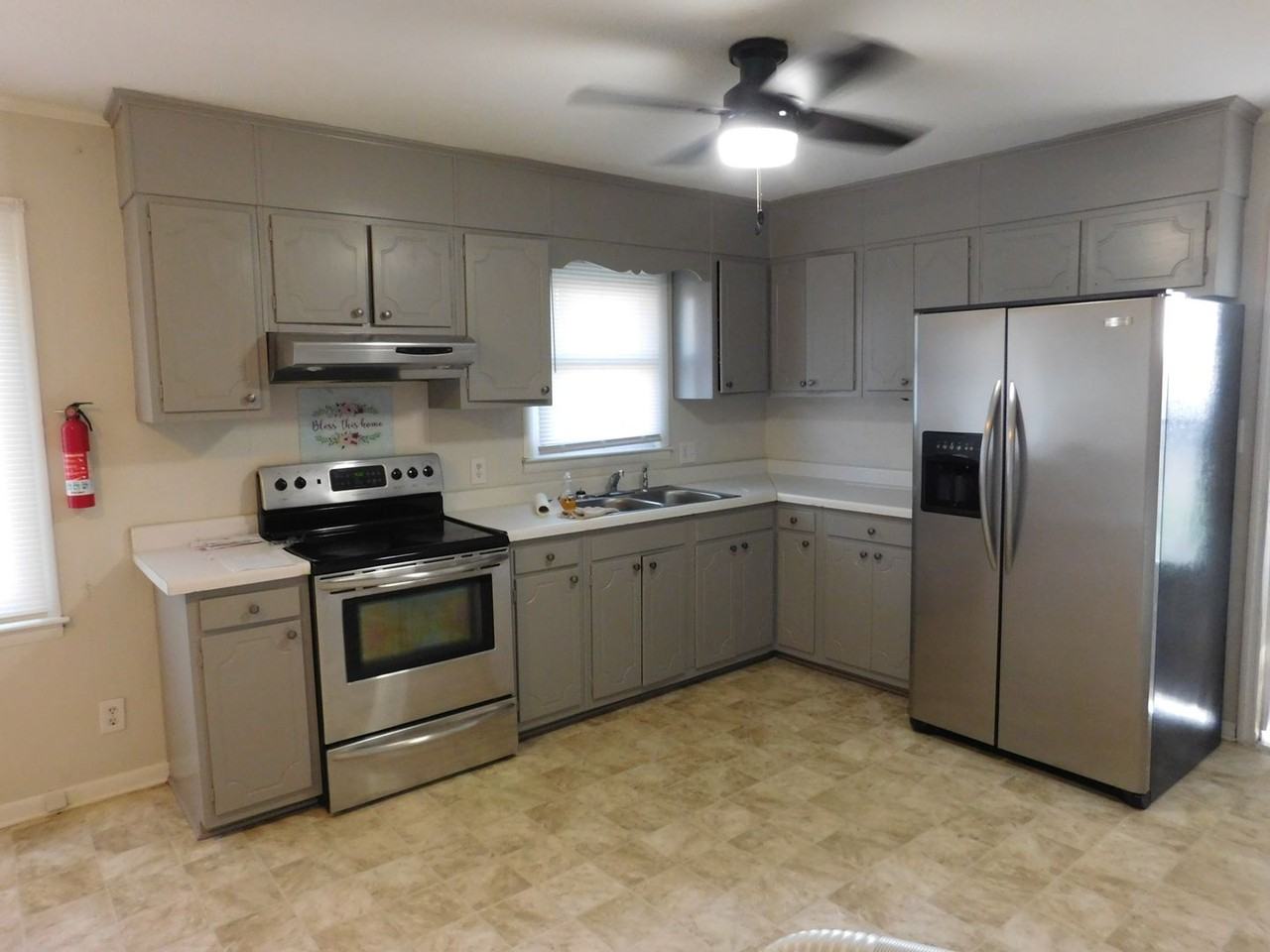 1718 Wintergreen Rd - Photo 7 of 21