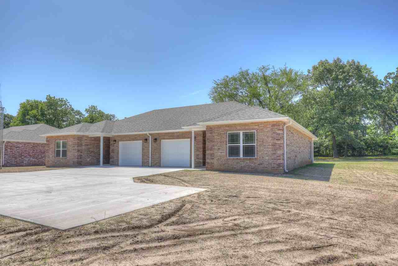 9355 Holly Rd #B - Photo 3 of 33