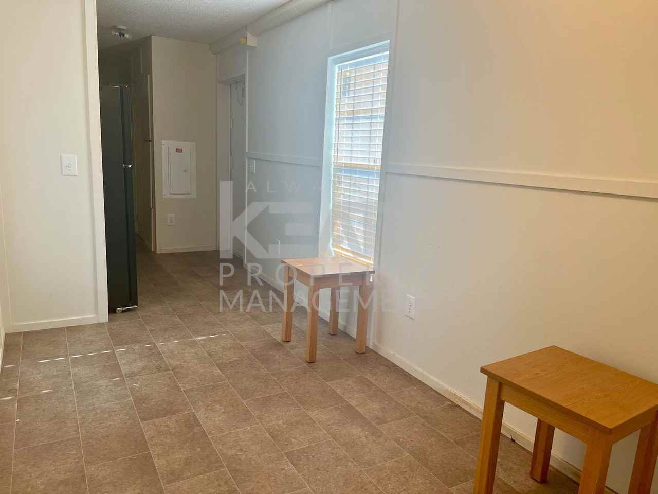 111 Anne St - Photo 5 of 7